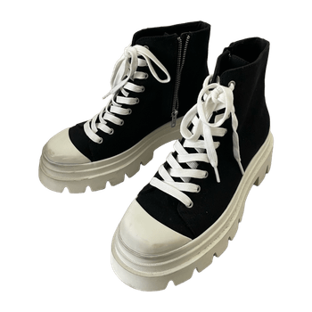 Ash boots