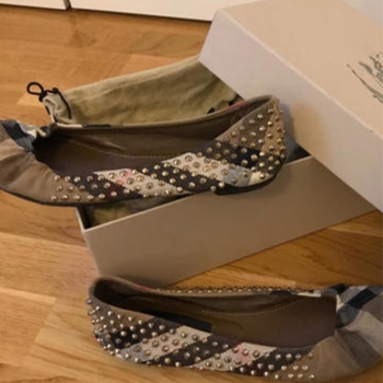 Burberry shoes