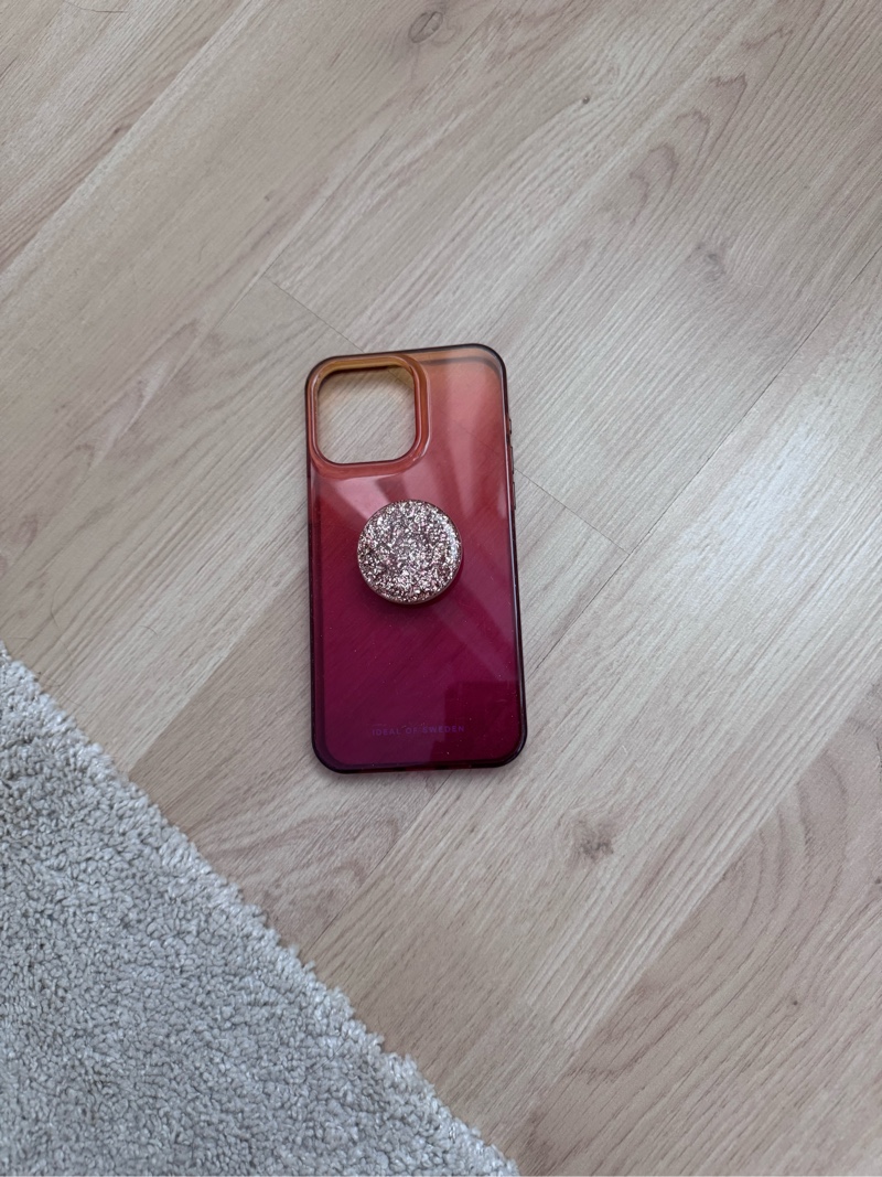 Iphone 15 Pro Max kuoret + popsocket