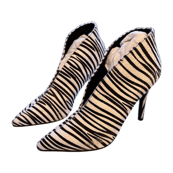 Na-kd heels