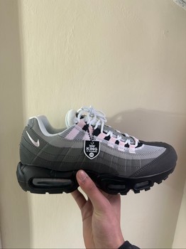Used Nike air max 95s trainers pink foams uk size 8