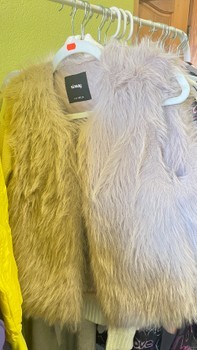 Sinsay faux fur vest