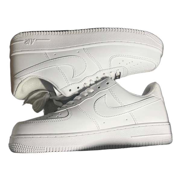 Balti balti Nike kedai