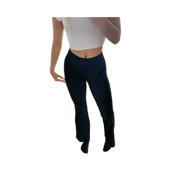Mustat legginsit