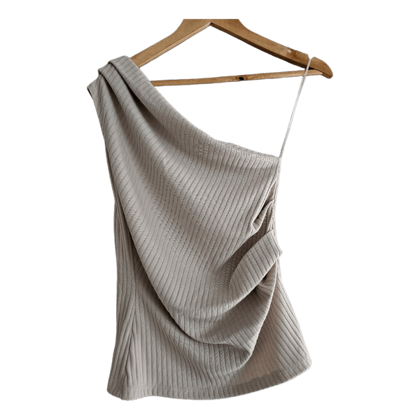 One shoulder top