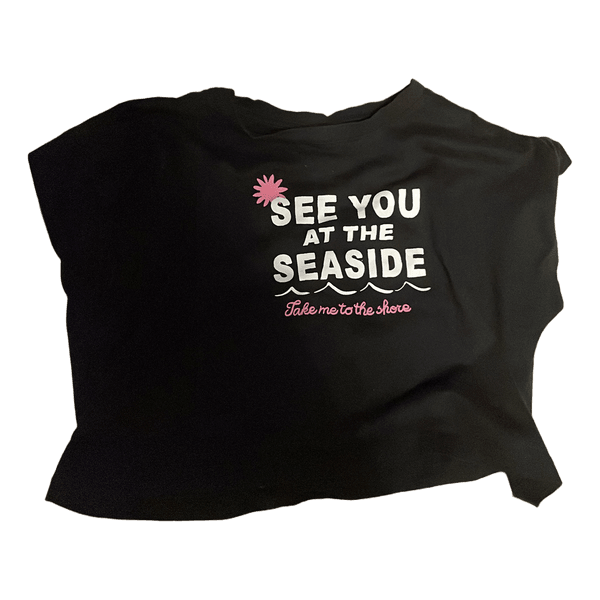 Sort t-shirt med tekst