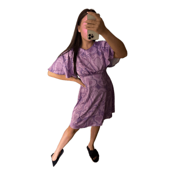 Violetine širdelių suknelė