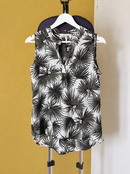 Amisu sleeveless palm print