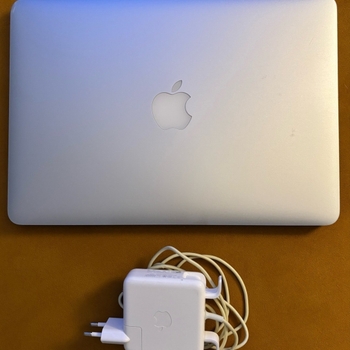 Apple accessory