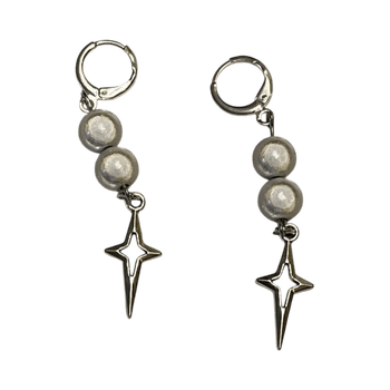 Heijastavat korvakorut riipuksella