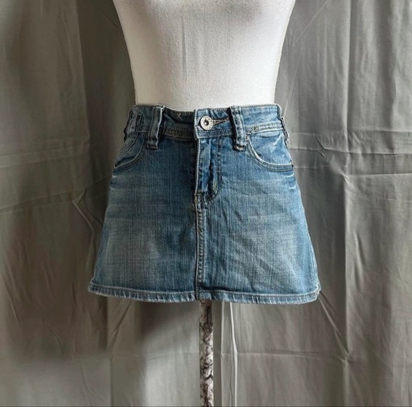 Blue vintage denim mini skirt