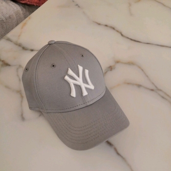 Nyathletics headwear