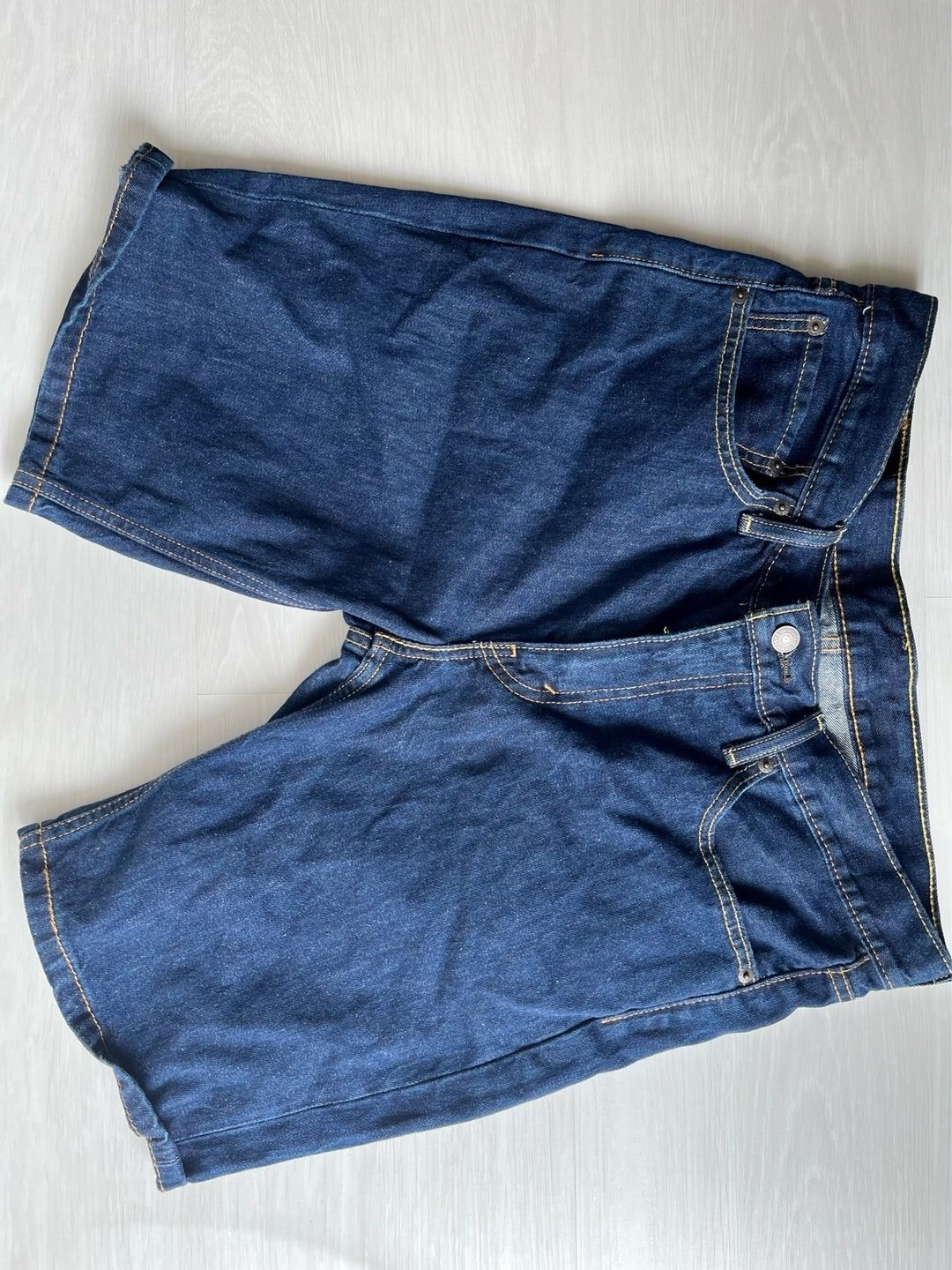 Levi’s shorts