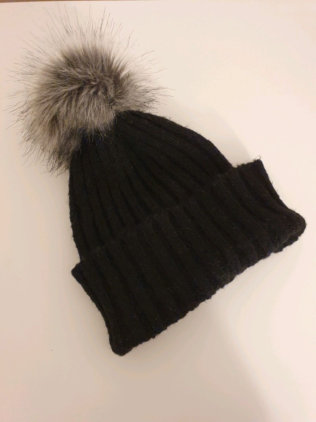 Pieces headwear
