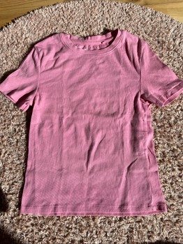 Pink ribbed t-shirt