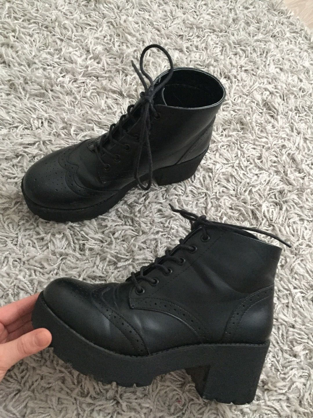 Attitude boots