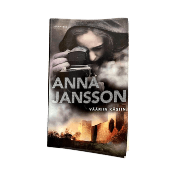 Anna Jansson Väärin käsiin