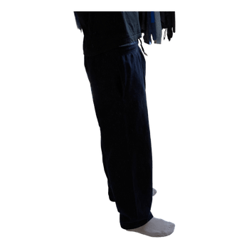 Black sweatpants