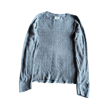 Cable knit gray sweater