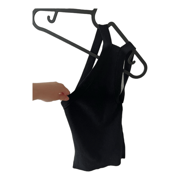 Sort ribstrikket top