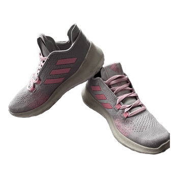 Adidas harmaat juoksukengät