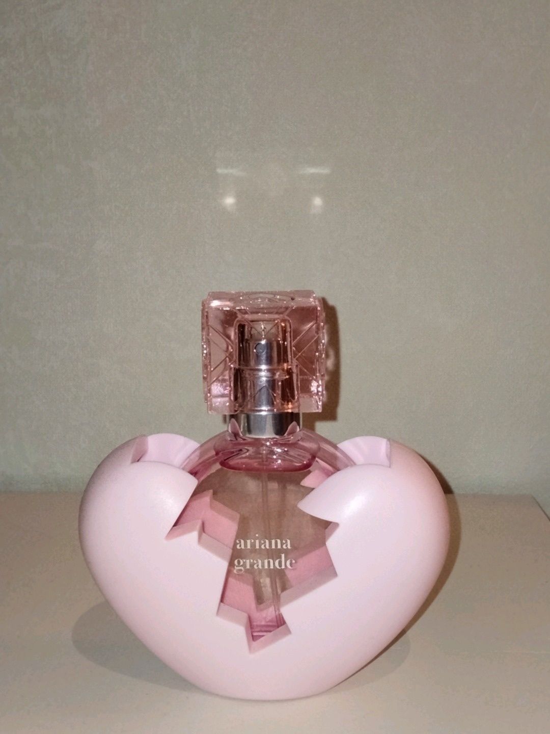 Ariana grande beauty product