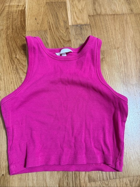 Pink ribbed tank top