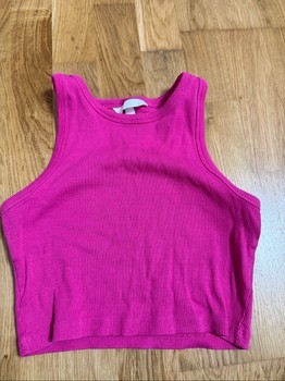 Pink ribbed tank top