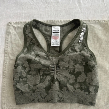 Gymshark Vital Camo Sportstop / Size S