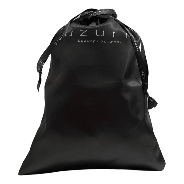 Uzurii uusi suojapussi/ dustbag, 27x36cm