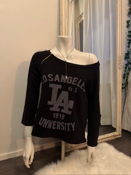 Black Los Angeles sweatshirt