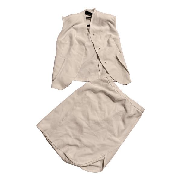 White vest and skirt set