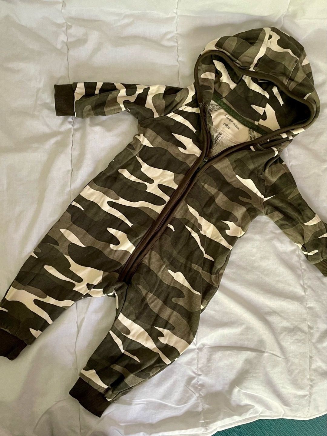 Ellos kids' clothing