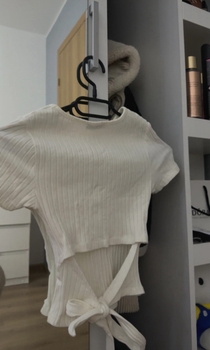White ribbed crop top