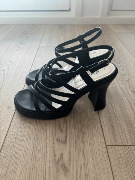 Heeled sandals