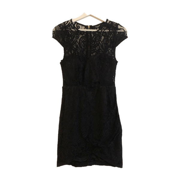 Sisters' point dress