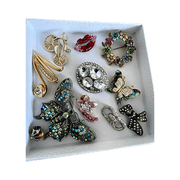 Collection of decorative brooches