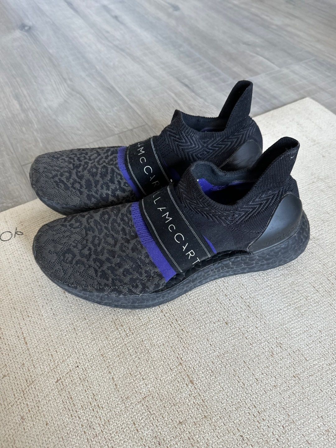 Adidas sports shoes