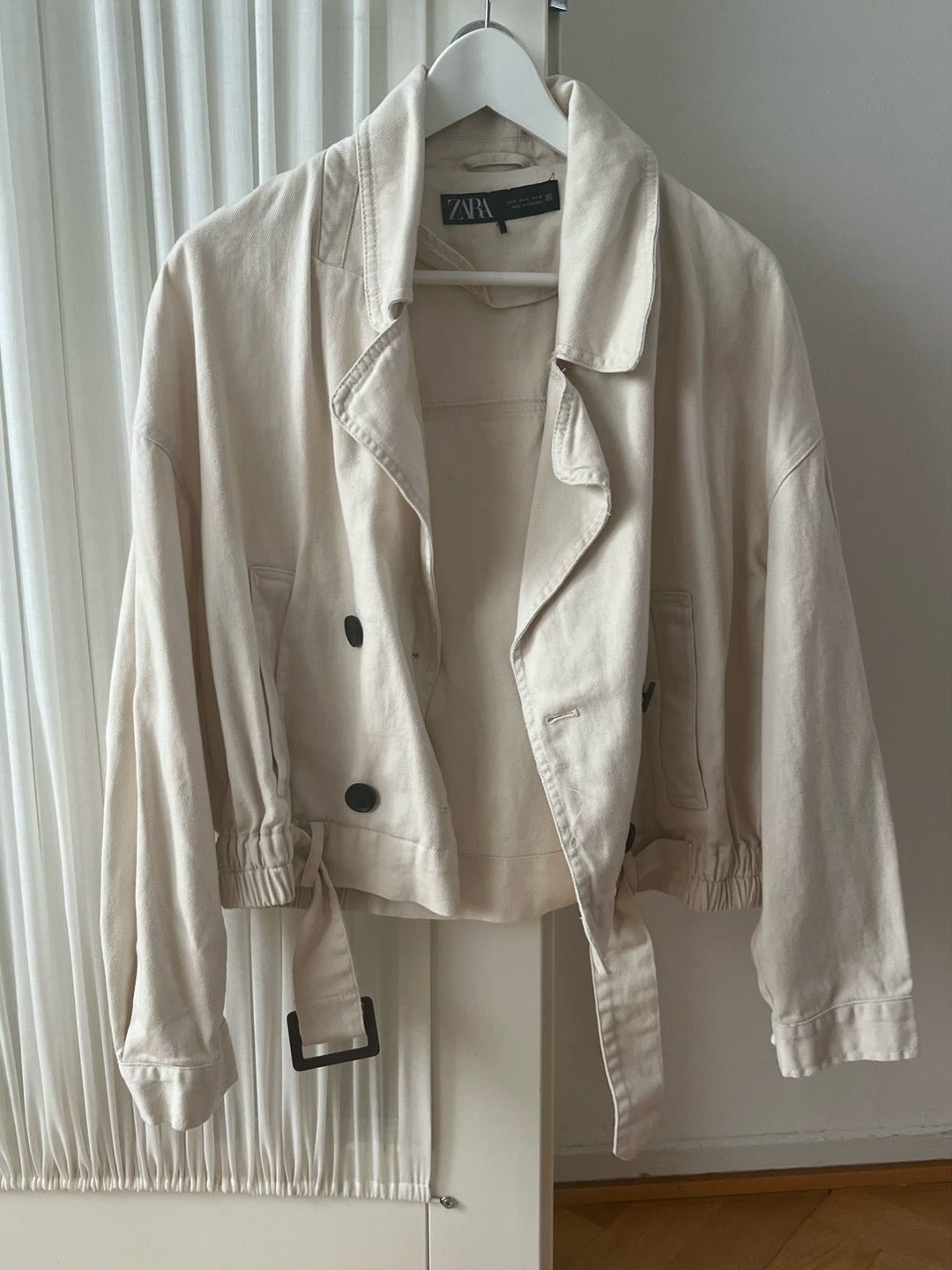 Lightweight jacket