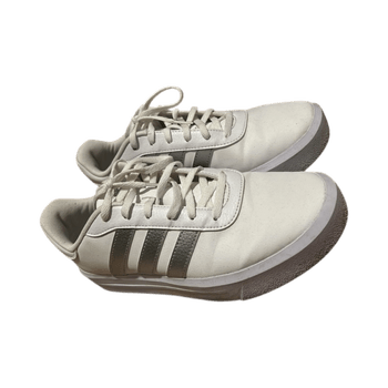 Adidas kengät 