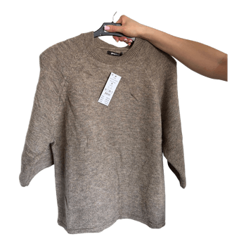 Gina Tricot knit sweater