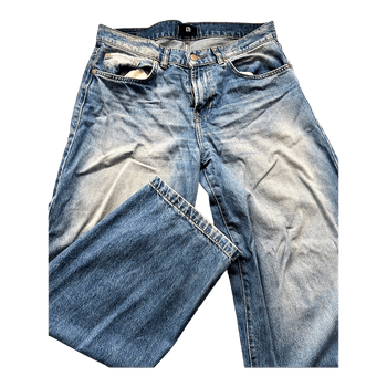 Blue denim jeans boyfriend style