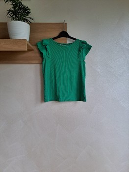Green ruffled rib top
