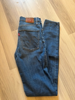 Levi’s pillifarkut