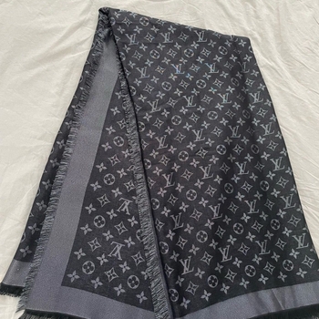 Louis vuitton scarf