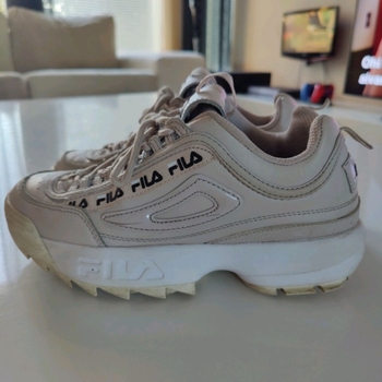 Fila sneakers