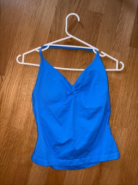 Dfyne impact strappy top