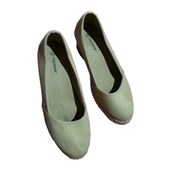 My wear loafers