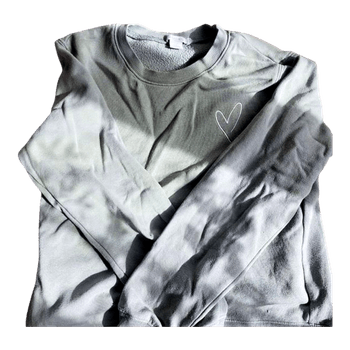 Green heart sweatshirt