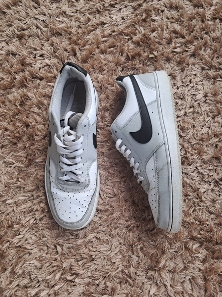 Nike internationalist shoes